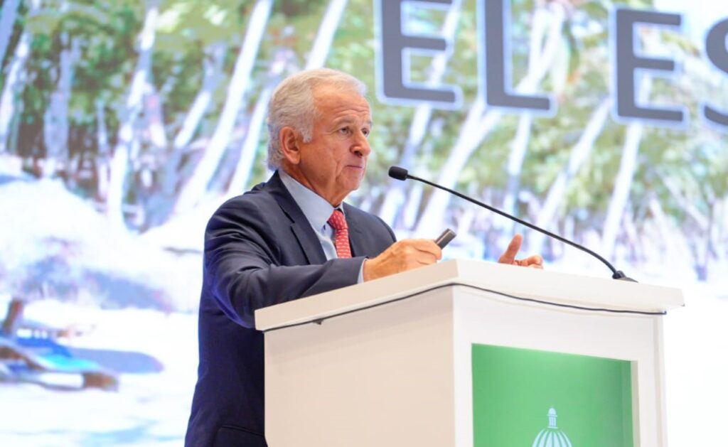 felipe-larrain:-“la-inversion-es-la-principal-victima-de-la-incertidumbre-de-politica-economica”