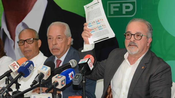 fuerza-del-pueblo-reclama-auditoria-internacional-y-reparacion-a-afiliados-de-senasa