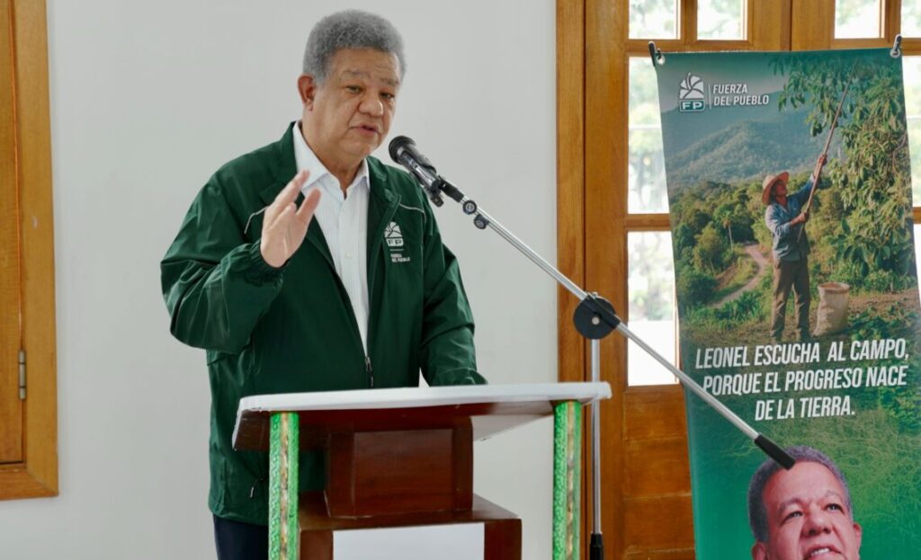 reportaje-leonel-asegura-gobierno-no-gano-pasados-comicios,-los-compro-con-recursos-sustraidos-a-senasa