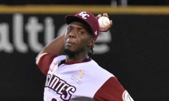 gigantes-del-cibao-anuncian-la-firma-del-lanzador-huascar-brazoban