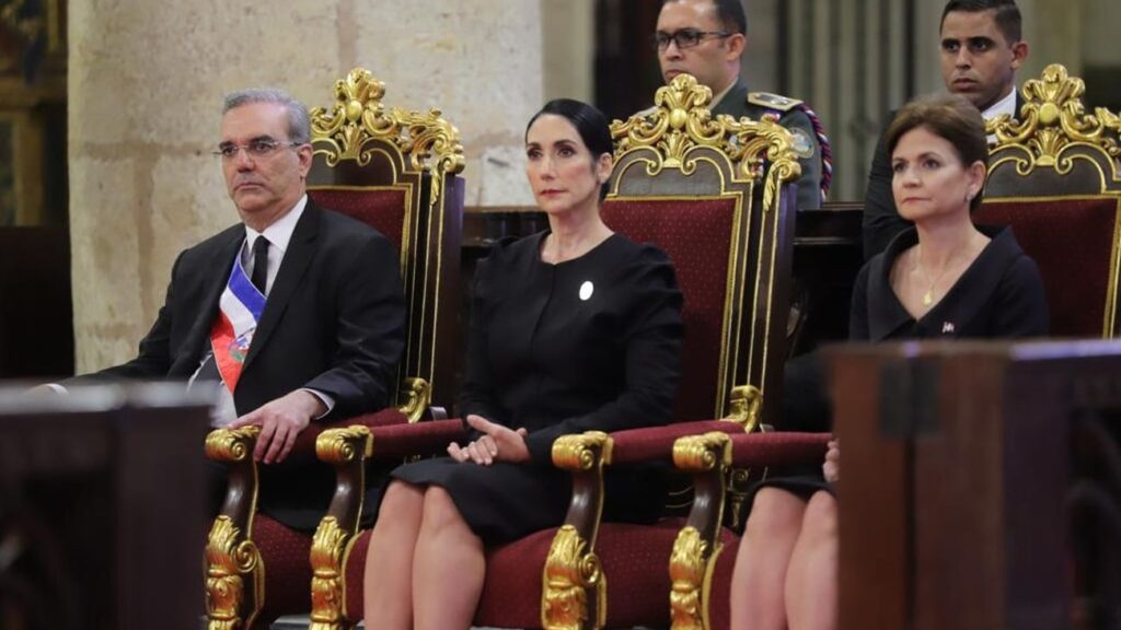 ultiman-detalles-en-la-catedral-para-el-te-deum-con-motivo-al-aniversario-de-la-independencia
