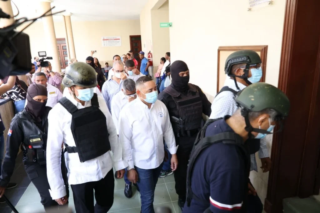 confirman-arresto-domiciliario-a-coronel-acusado-de-corrupcion-en-caso-lobo