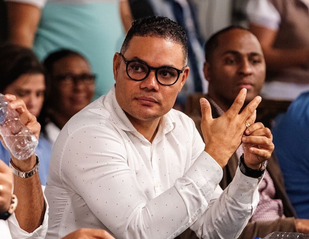 equipo-politico-de-alexander-liz-pide-al-prm-convocar-convencion-interna-y-respetar-estatutos
