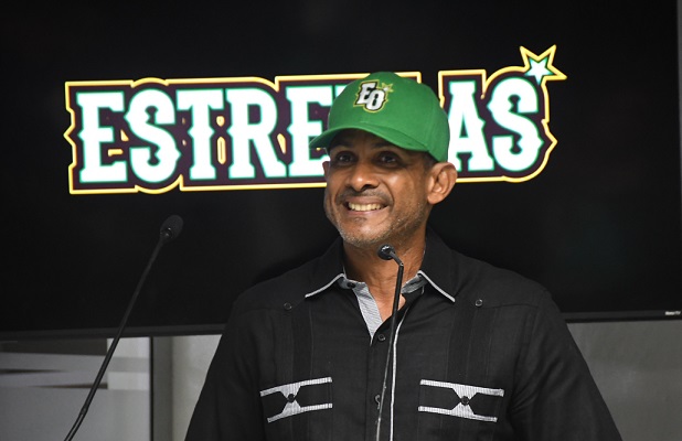 fernando-tatis-oficializado-como-manager-de-tiburones-de-la-guaira