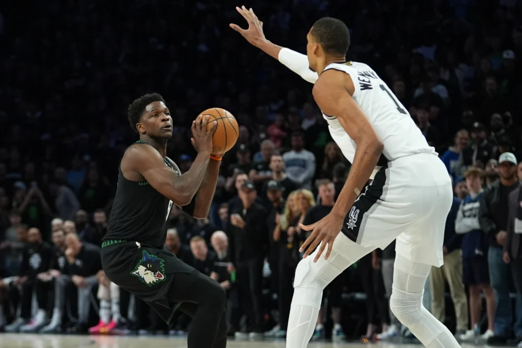 ant-lidera-la-remontada-de-los-t-wolves-ante-los-spurs-para-empatar-la-serie
