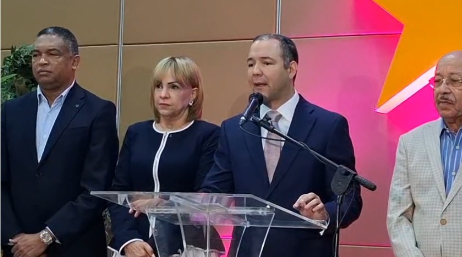 johnny-pujols:-“no-cuestionamos-a-la-jce-por-resolucion-de-encuestas,-sino-en-el-momento-de-la-aplicacion”