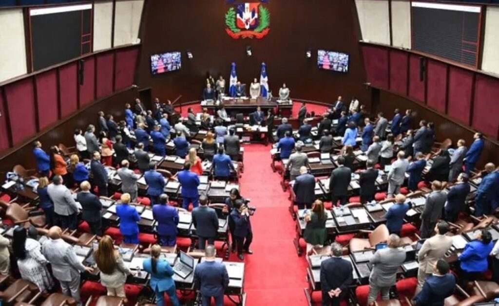 diputados-convierten-en-ley-proyecto-del-gobierno-para-aumentar-recaudaciones
