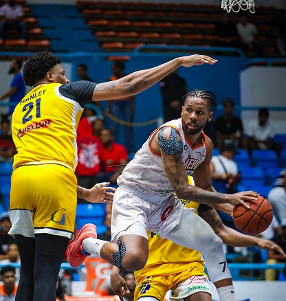 colome-encesta-27-y-caneros-nivelan-1-1-la-semifinal-a