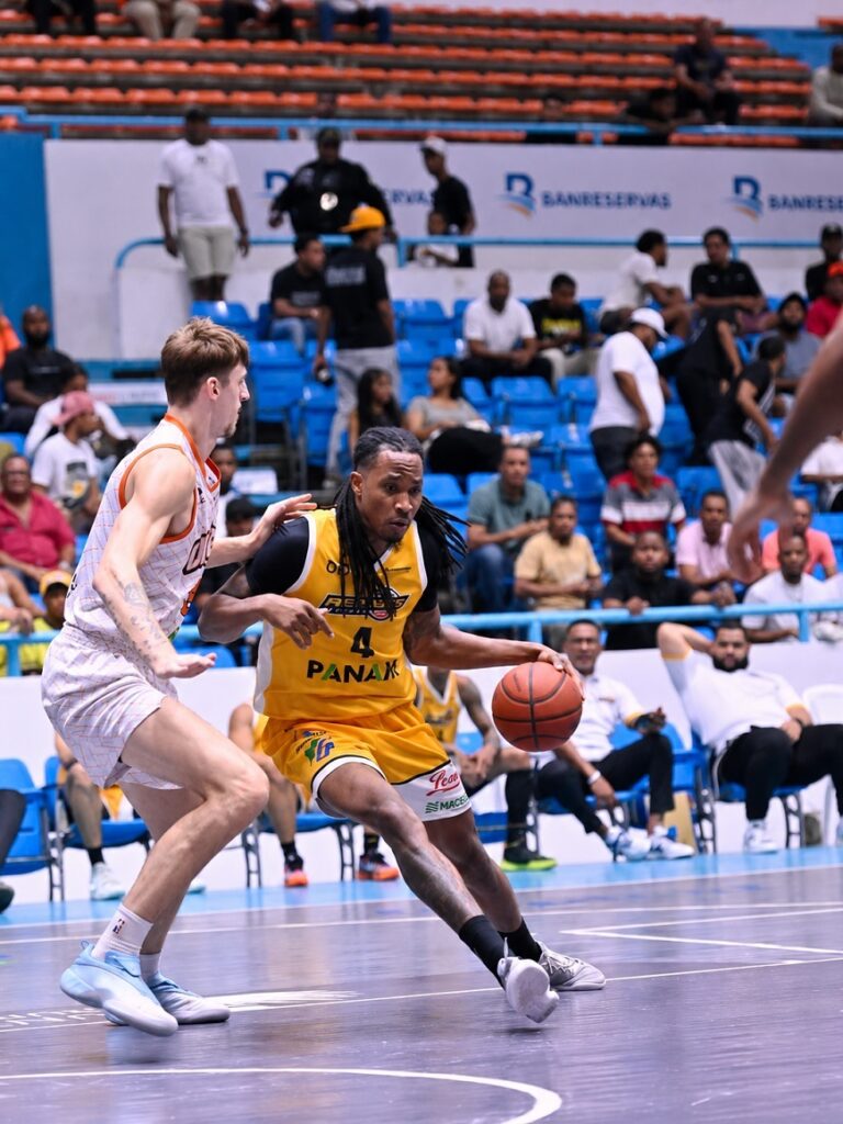 metros-encontro-la-formula:-defensa,-caracter-y-quinto-juego-en-santiago