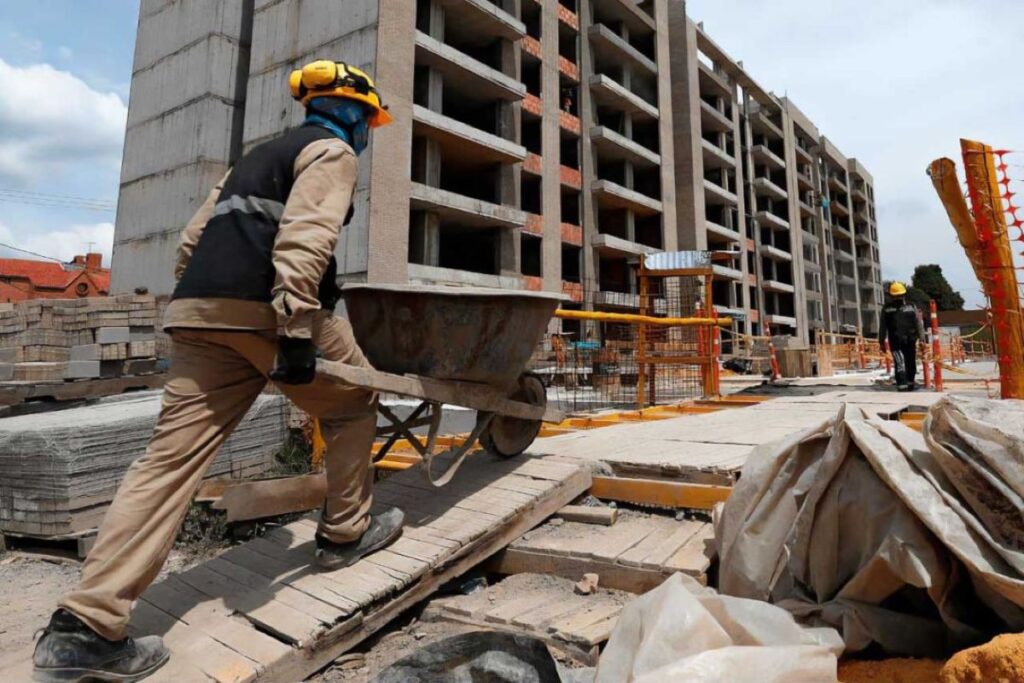 comercio,-construccion-e-inmobiliaria-concentran-52%-del-credito-a-las-mipymes
