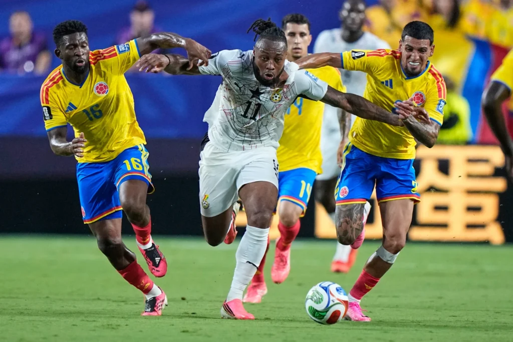colombia-manda-la-nota:-vencio-a-ghana-y-se-metio-entre-los-16-mejores