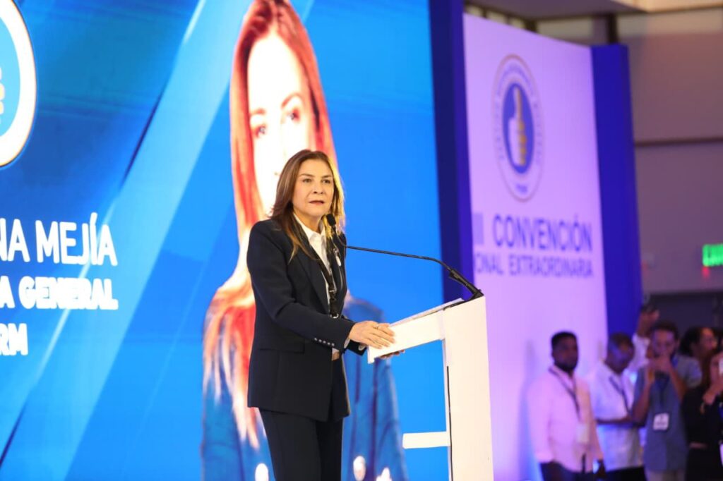 carolina-mejia-resalta-madurez-politica-del-prm,-partido-convoca-convencion-para-el-9-de-agosto-y-elegira-autoridades-por-dos-anos