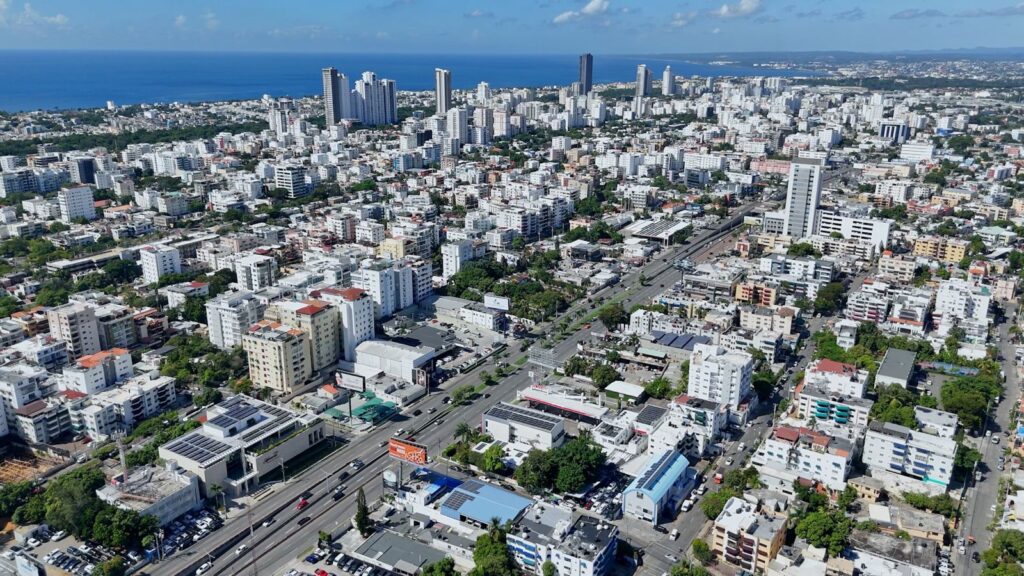 rd-se-beneficia-de-la-reconfiguracion-de-la-inversion-mundial