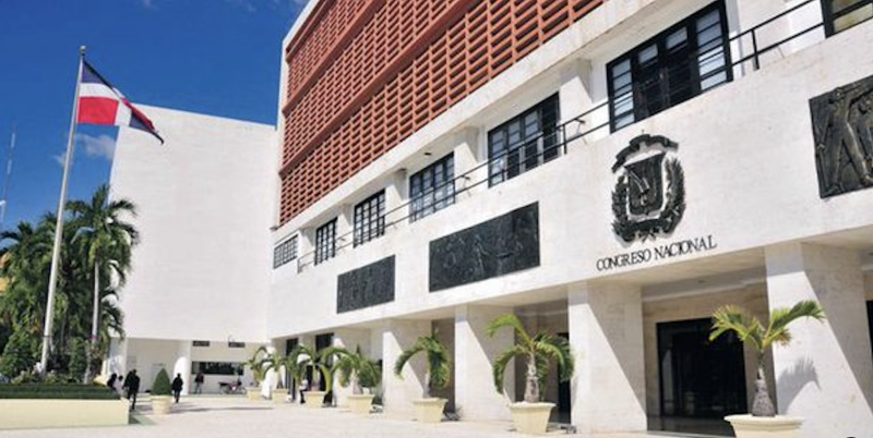 reportaje-–-congreso-bajo-la-lupa-por-premura-con-que-aprueban-leyes-importantes-sin-debates-ni-concenso
