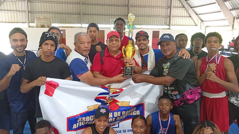 santiago-gana-eliminatorias-zona-norte de-boxeo-infantil
