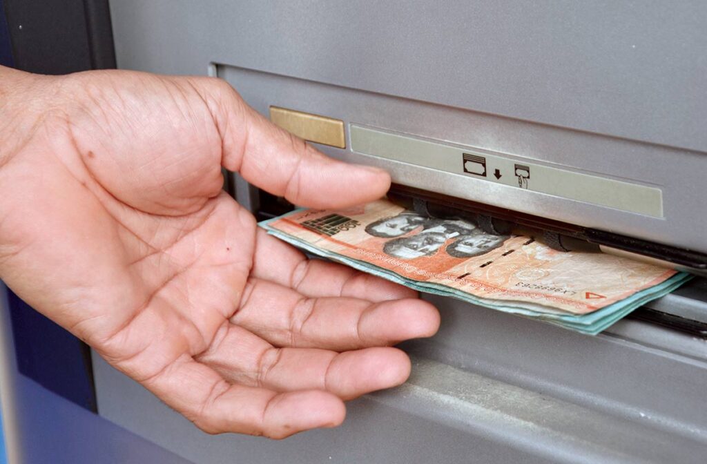 ¿por-que-es-tan-caro-un-“avance-de-efectivo”-con-su-tarjeta-de-credito?