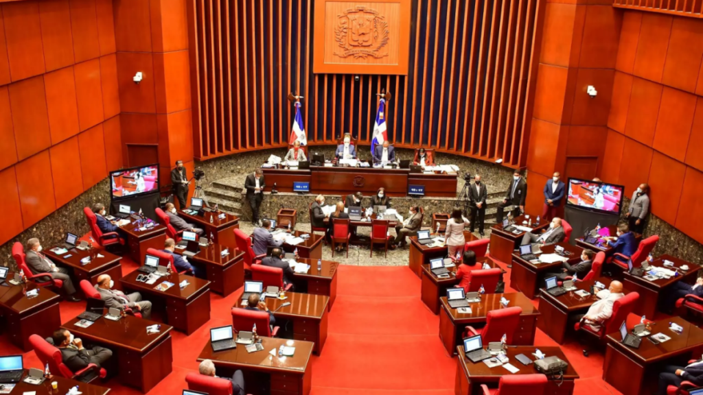 prm-rechaza-propuestas-de-omar-fernandez-para-reforzar-libertad-de-expresion-en-nuevo-codigo-penal