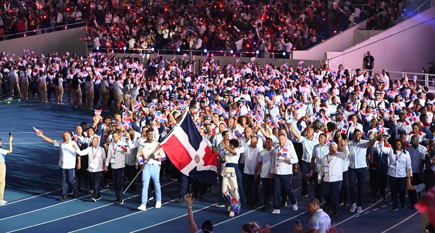 delegacion-rd-recibe-emotiva-ovacion-en-inauguracion-juegos-del-centenario