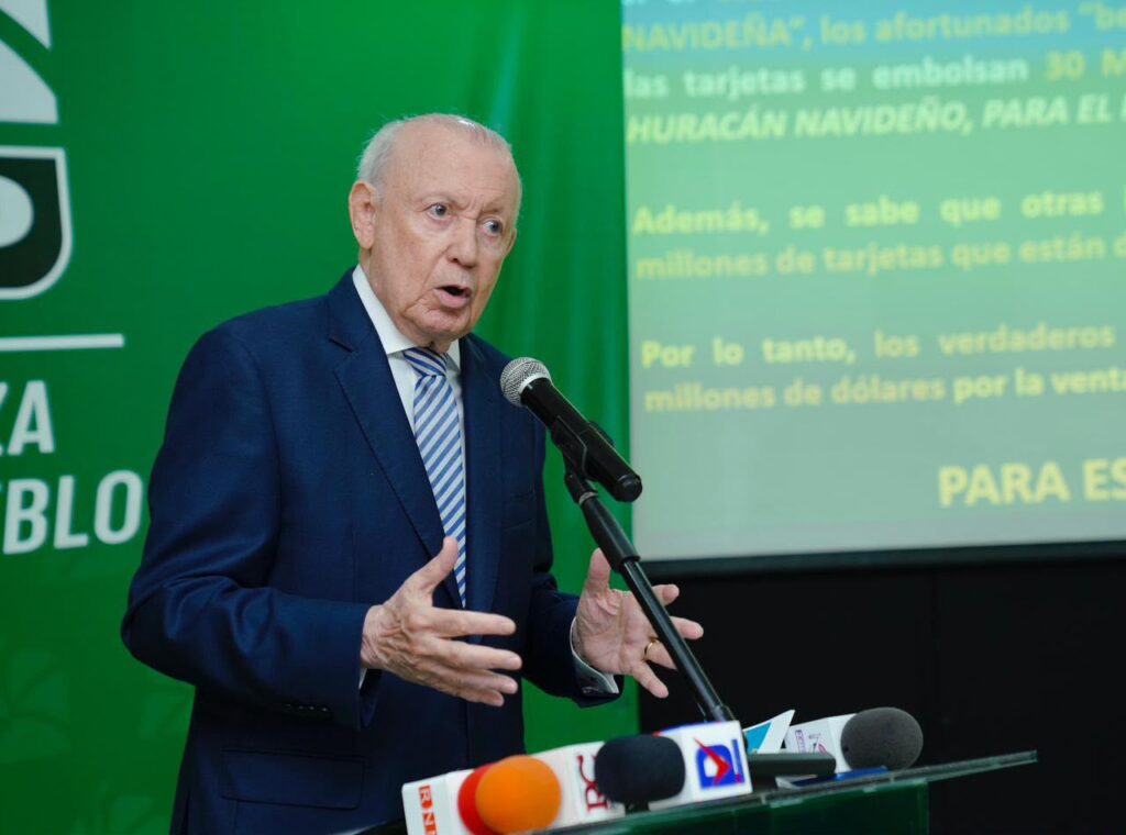 los-datos-del-gobierno-sobre-la-pobreza-se-contradicen:-4-de-cada-10-hogares-dominicanos-reciben-ayuda-alimentaria,-afirma-alburquerque