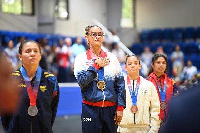 ana-rosa-gana-oro-y-estefania-plata-en-judo-juegos-regionales