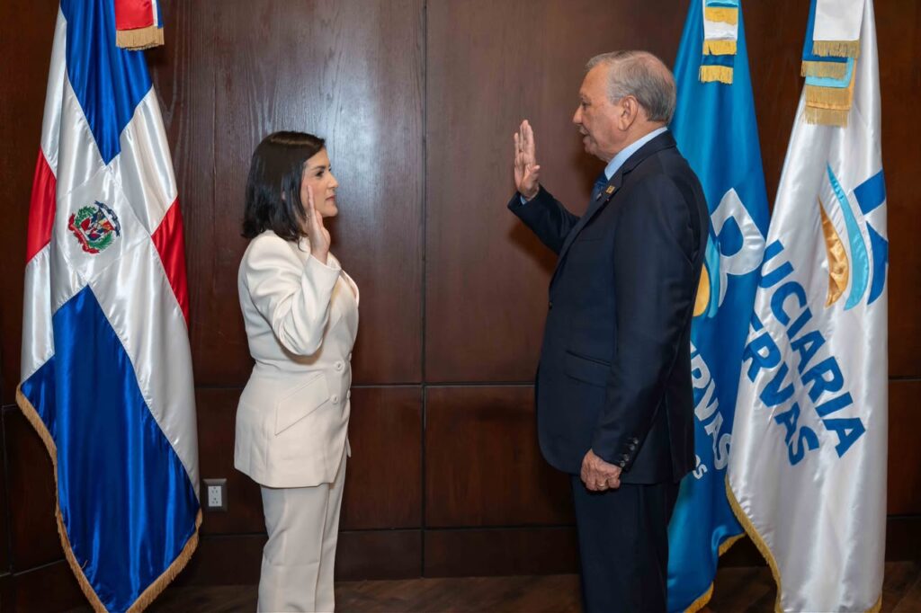 designan-a-biviana-riveiro-como-vicepresidenta-ejecutiva-de-fiduciaria-reservas