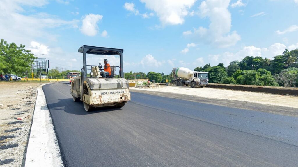 tres-obras-concentran-mas-de-rd$3,500-millones-de-la-inversion-publica-en-san-cristobal