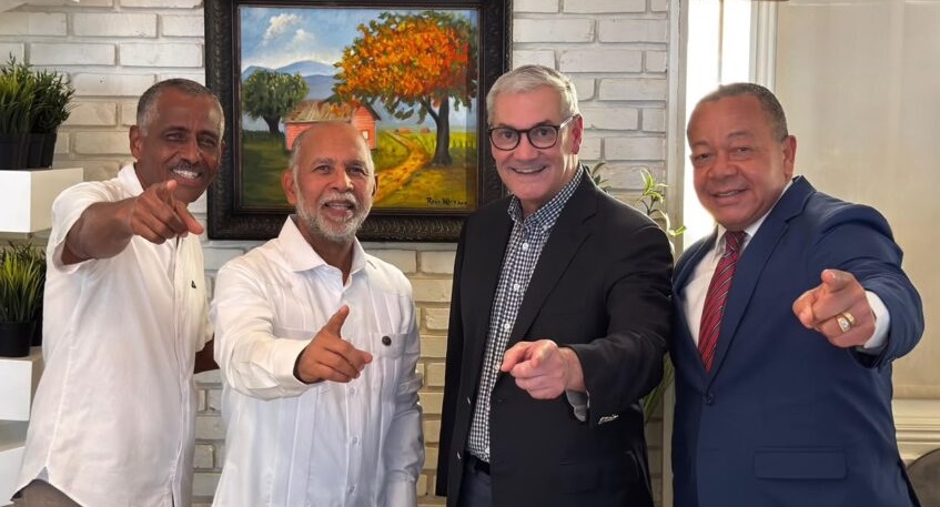 presidente-de-la-adp-respalda-a-gonzalo-castillo-en-sus-aspiraciones-presidenciales