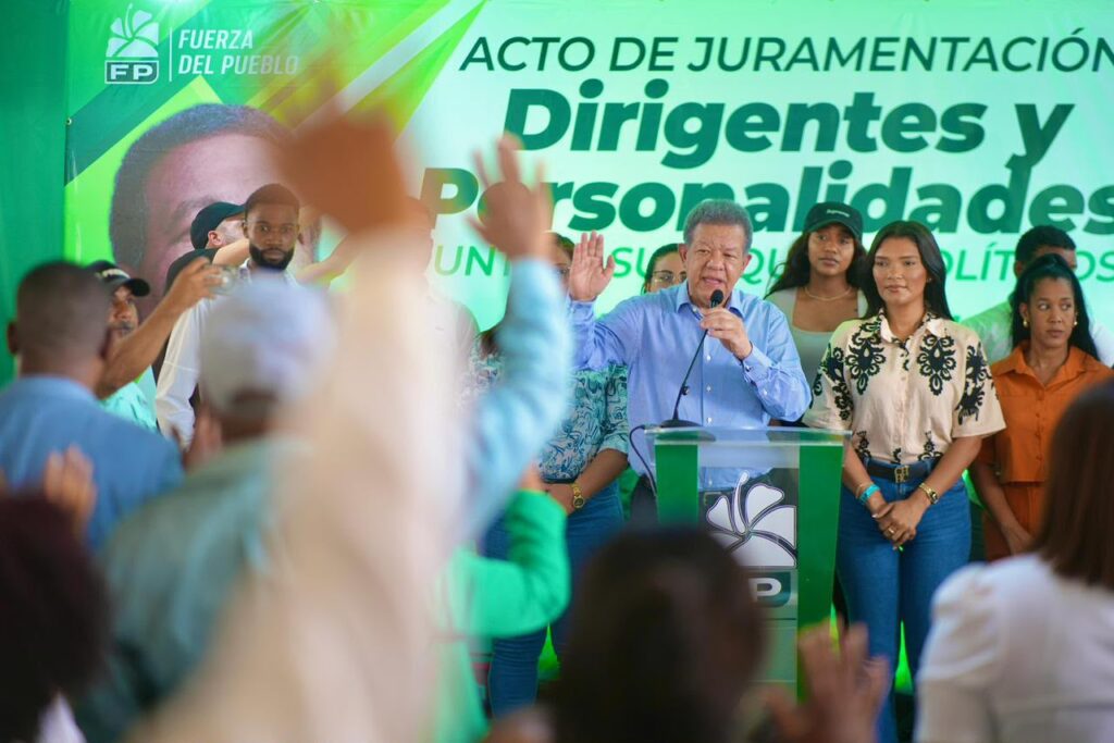 leonel-juramentara-nuevos-miembros-de-la-fuerza-del-pueblo-en-la-capital-este-sabado-y-el-domingo-en-la-provincia-duarte