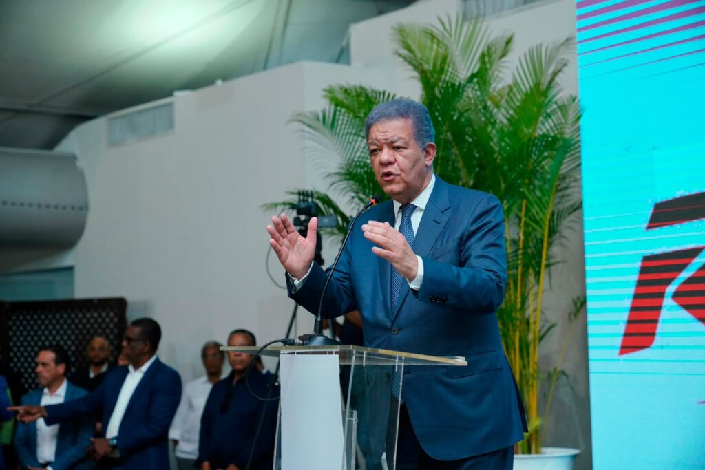 leonel:-“el-retroceso-se-percibe-por-doquier;-el-pais-necesita-un-nuevo-rumbo