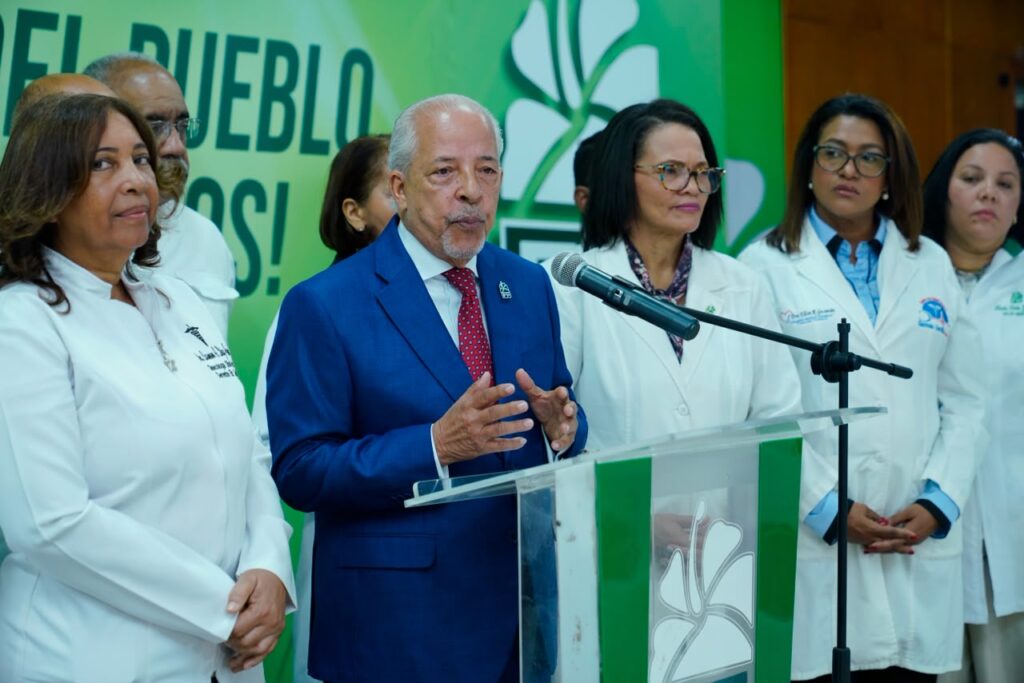 fp-asegura-servicios-de-salud-estan-al-borde-del-colapso:-pacientes-esperan-mas-de-30-dias-por-camas-de-uci