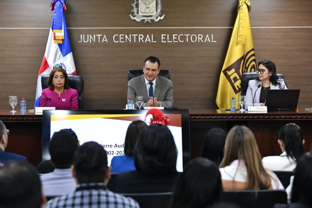 jce-sanciona-al-centro-economico-del-cibao-por-publicar-una-encuesta