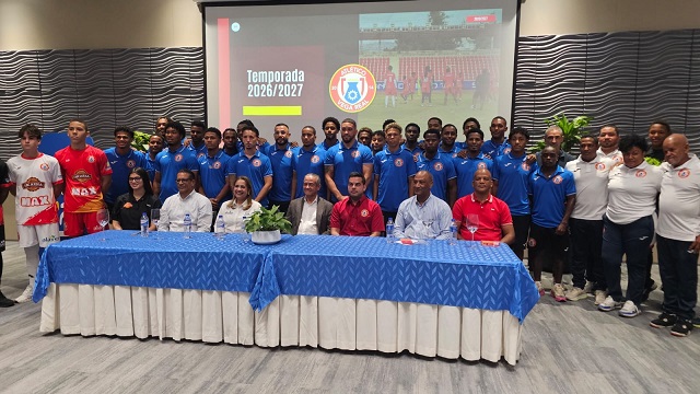 atletico-vega-real-presenta-su-renovada-plantilla-para-el-inicio-de-la-ldf-2026-27