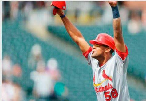 joshua-baez-hace-historia-con-tres-jonrones-en-su-debut-en-grandes-ligas