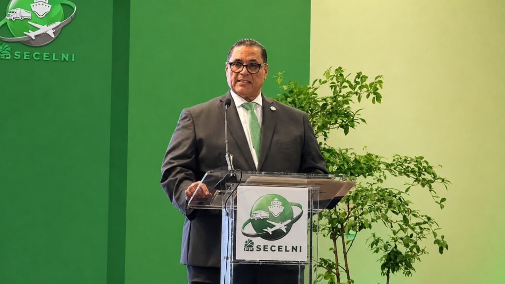 fuerza-del-pueblo-asegura-gobierno-pudo-evitar-arancel-de-12.5-%-a-exportaciones-dominicanas