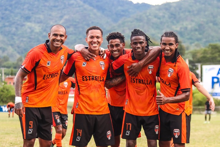 con-goles-de-lopez-y-reyes-cibao-fc-debuta-con-triunfo-sobre-jarabacoa-fc