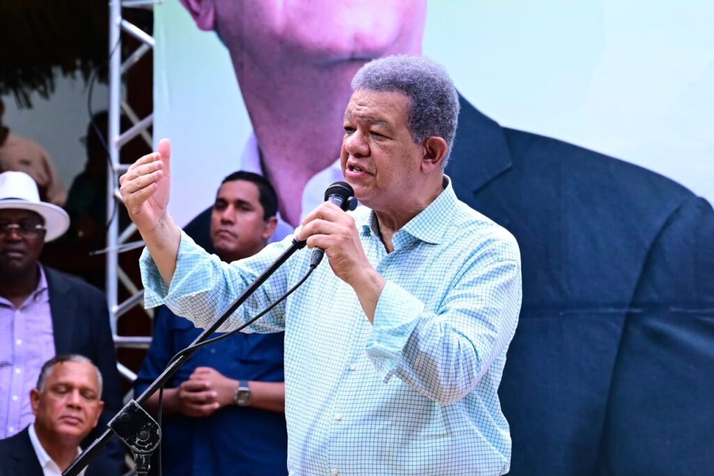 leonel-asegura-prm-no-pudo-mantener-programa-de-24-horas-de-energia:-“el-pueblo-se-canso”