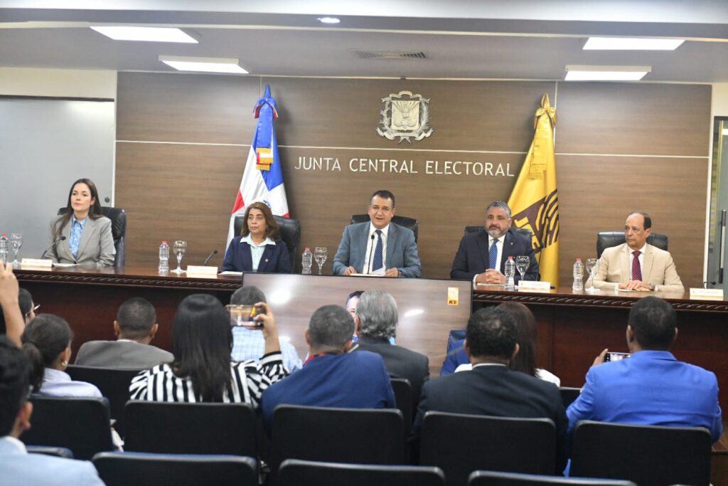 jce-recuerda-a-los-aspirantes-que-fundar-un-nuevo-partido-politico-exige-cumplir-con-requisitos-legales
