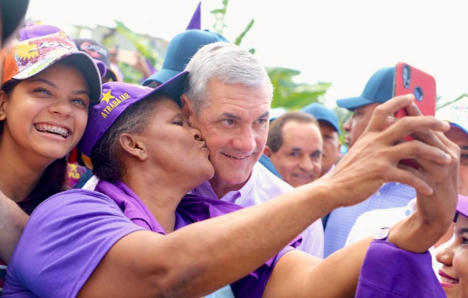 equipo-de-gonzalo-castillo-niega-lo-externado-por-jose-tomas-perez-de-que-este-no-quiere-la-consulta-del-18-de-octubre