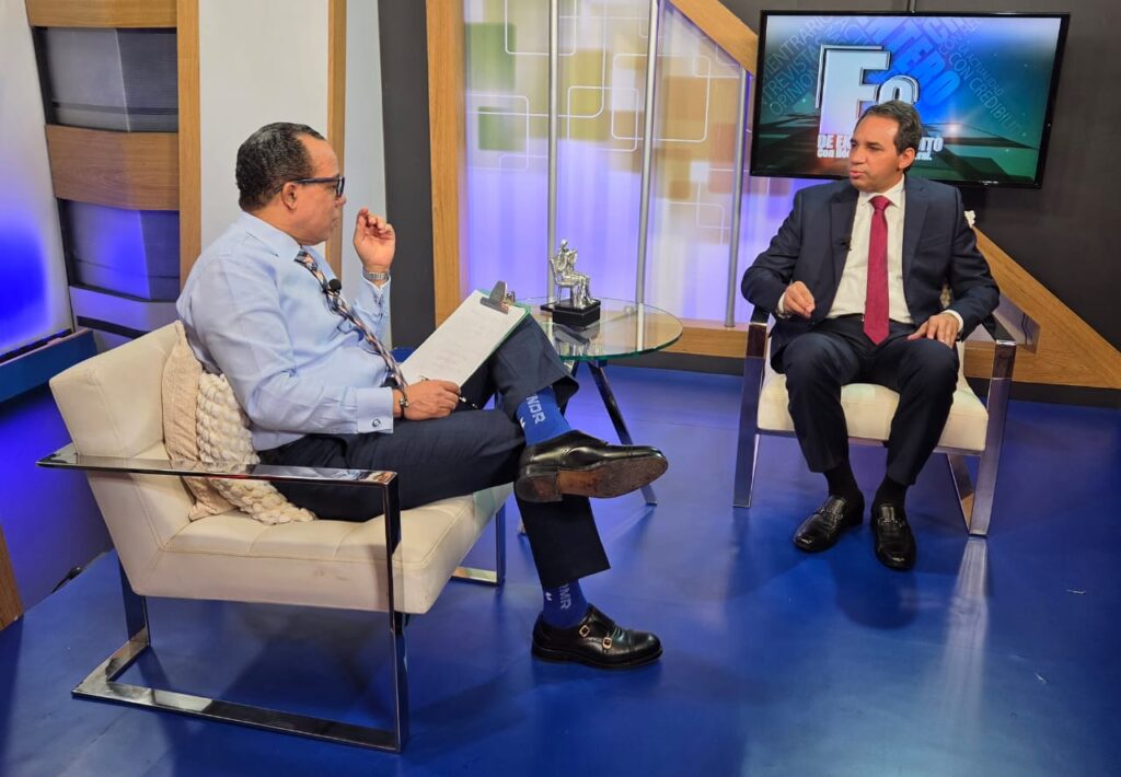 hotoniel-bonilla:-“el-prm-genera-desconfianza-junto-al-cn;-aprueban-leyes-al-vapor;-reforma-pn-fracaso;-atracos-siguen
