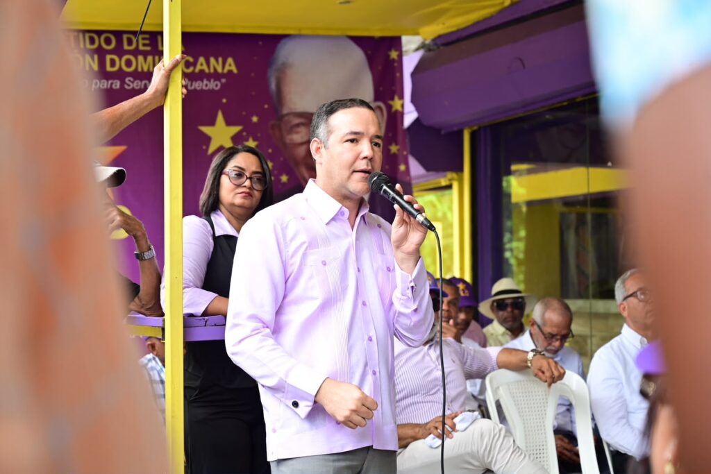 johnny-pujols-aclara-que-la-conap-tiene-el-control-del-proceso-interno-del-pld-y-niega-injerencia-de-la-secretaria-general