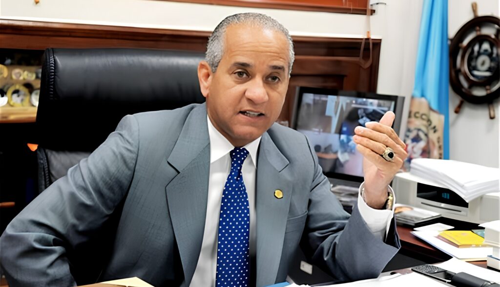 sigfrido-pared-perez-vaticina-cambio-politico-en-2028-y-defiende-fortaleza-del-pld