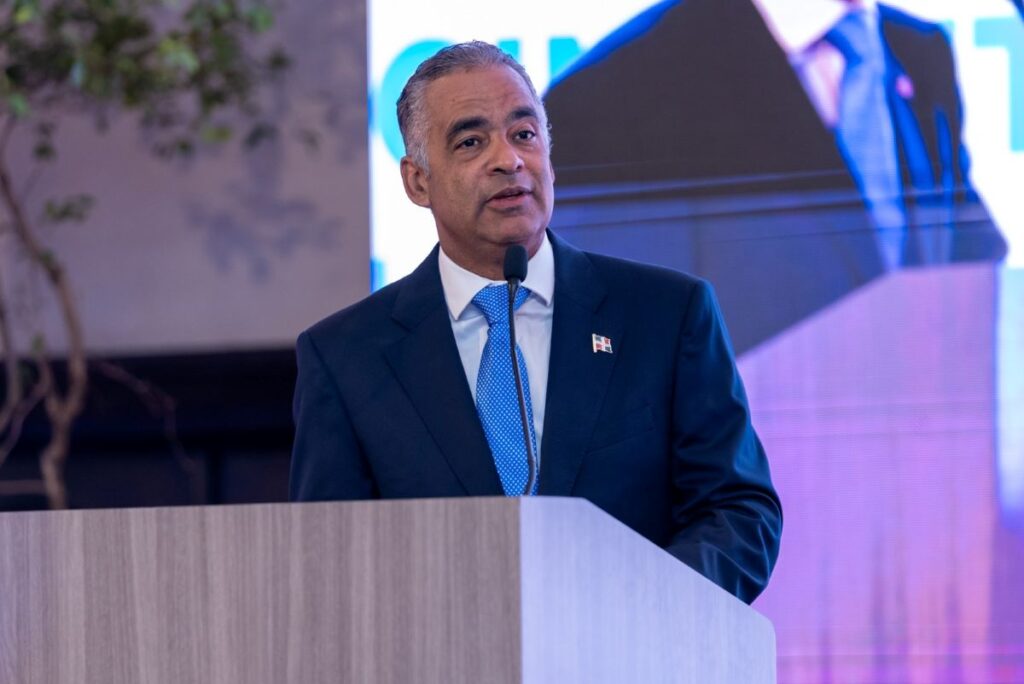 economia-dominicana-creceria-entre-5%-y-6%-anual-y-exigira-mayor-expansion-energetica