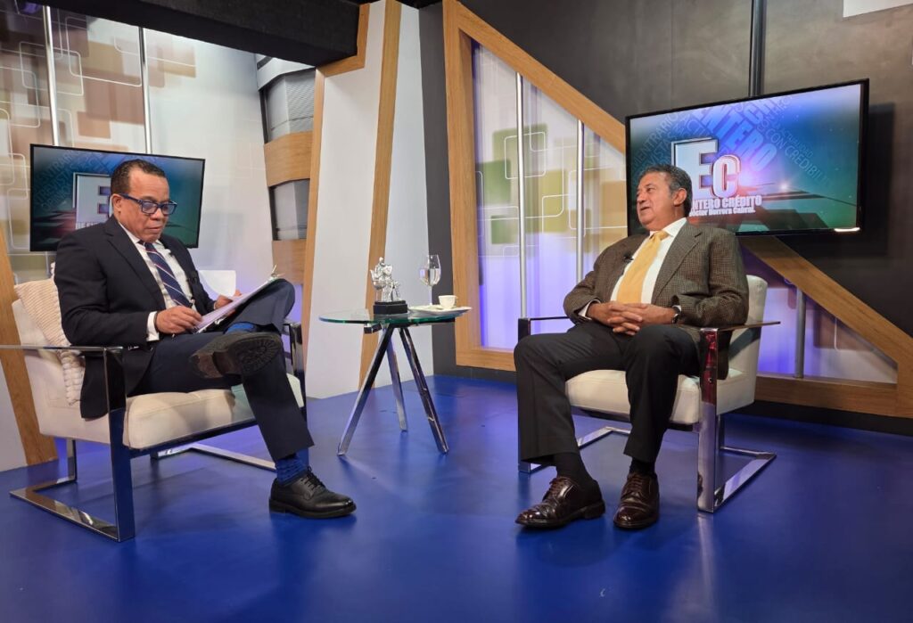 euclides-sanchez:-“habrian-mafias-en-el-gobierno-con-licitaciones;-oposicion-debe-unirse-para-municipales;-lf-tiene-hoy-43-%