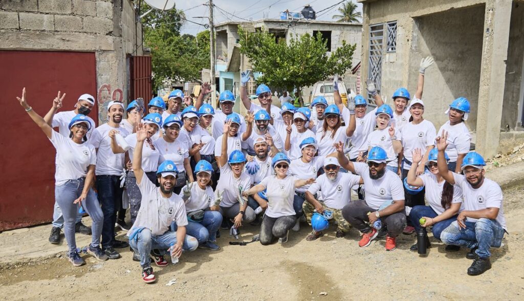 seguros-crecer-y-habitat-para-la-humanidad-benefician-a-35-familias-con-el-proyecto-“un-hogar-para-crecer”