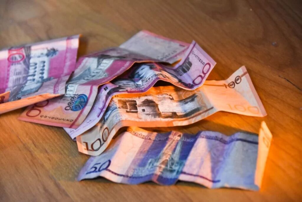 salario-mensual-promedio-por-empleado-alcanza-rd$35,356.7-en-el-segundo-trimestre-de-2026